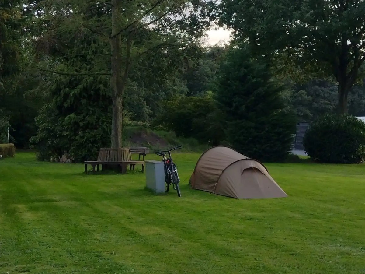 Kamperen in een&nbsp;woonwijk