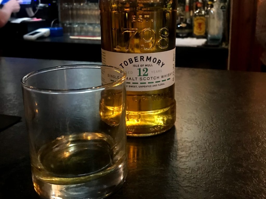 Whiskey dude zonder tanden